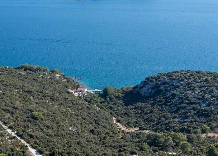 Kovaceva Bay 别墅 *
