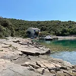 فيلة Kovaceva Bay *