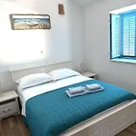 Kovaceva Bay فيلة تكون