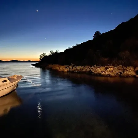 Kovaceva Bay *