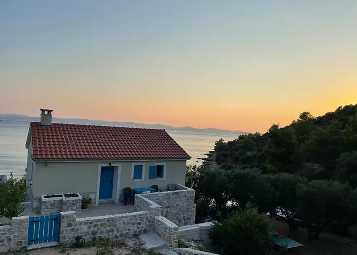 Kovaceva Bay * تكون