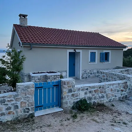 Kovaceva Bay *